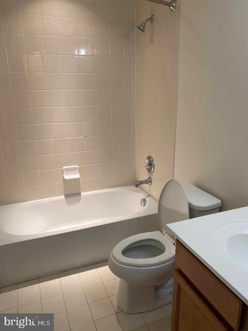 FIELDSIDE AT ST CHARLES - Residential Lease