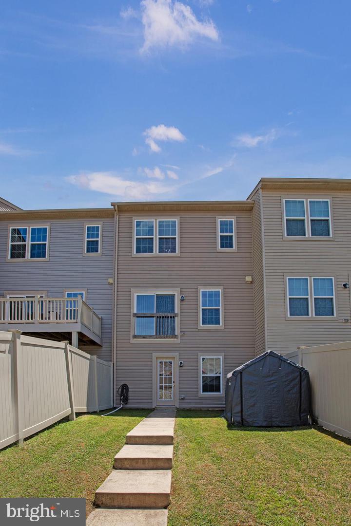 FIELDSIDE AT ST CHARLES - Residential Lease