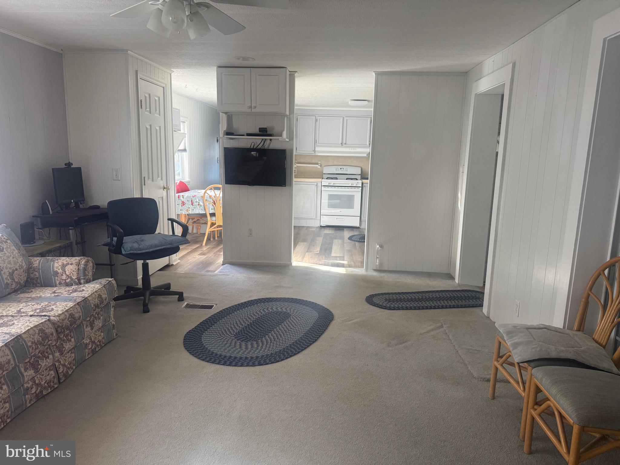 LOVE CREEK PARK - Residential