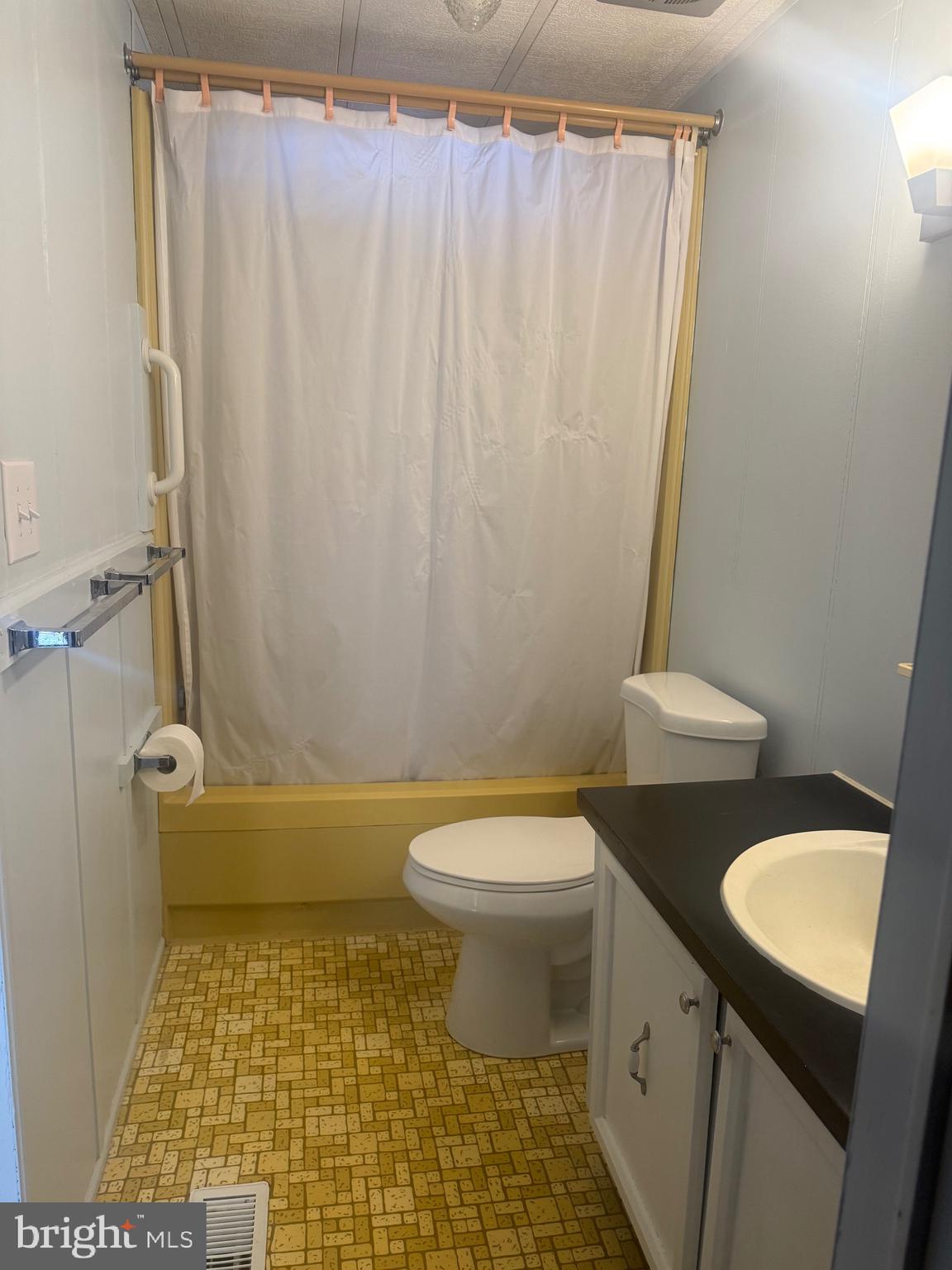 LOVE CREEK PARK - Residential