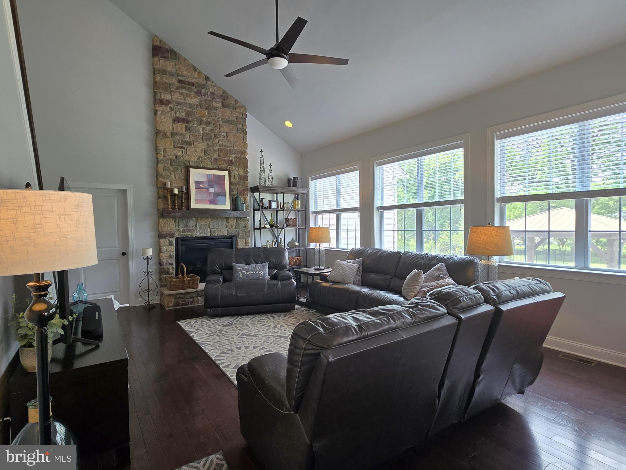 WEYHILL ESTATES - Residential