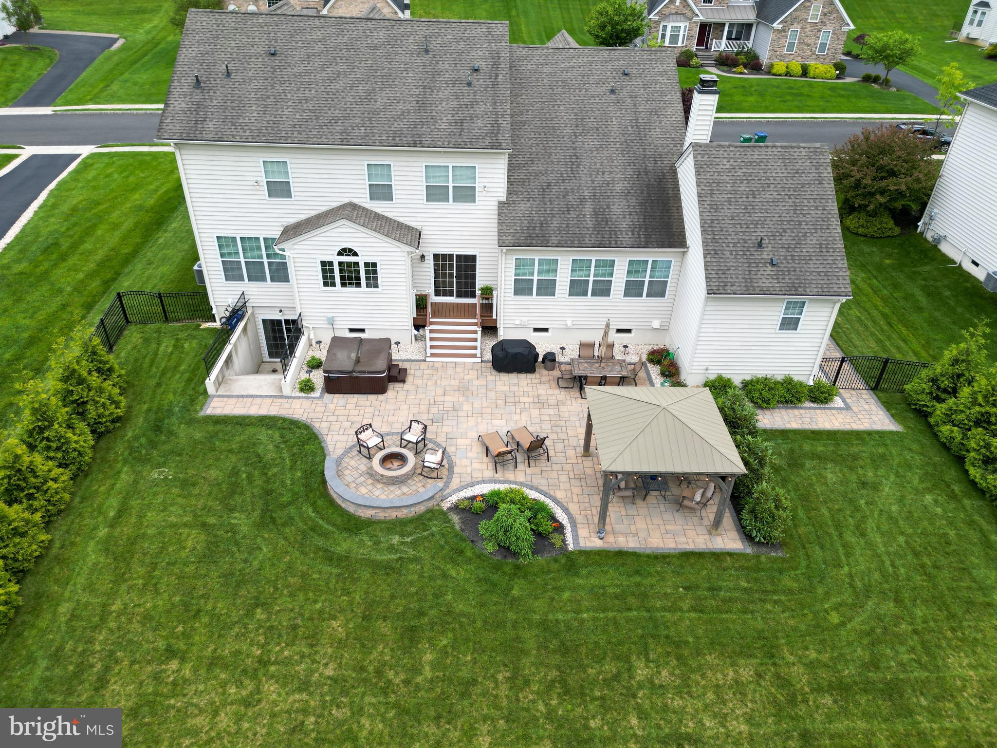 WEYHILL ESTATES - Residential