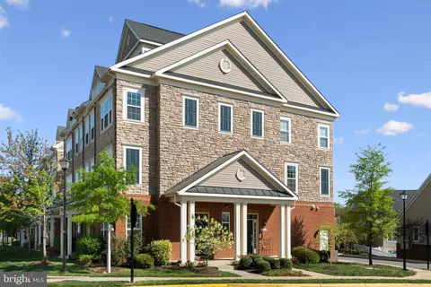 42600 Hardage Terrace, Ashburn, VA MLS: VALO2094006