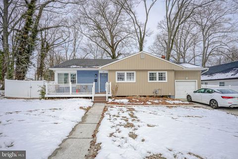 Homes For Sale - 405 E Evesham Avenue<br/> MAGNOLIA, NJ 08049