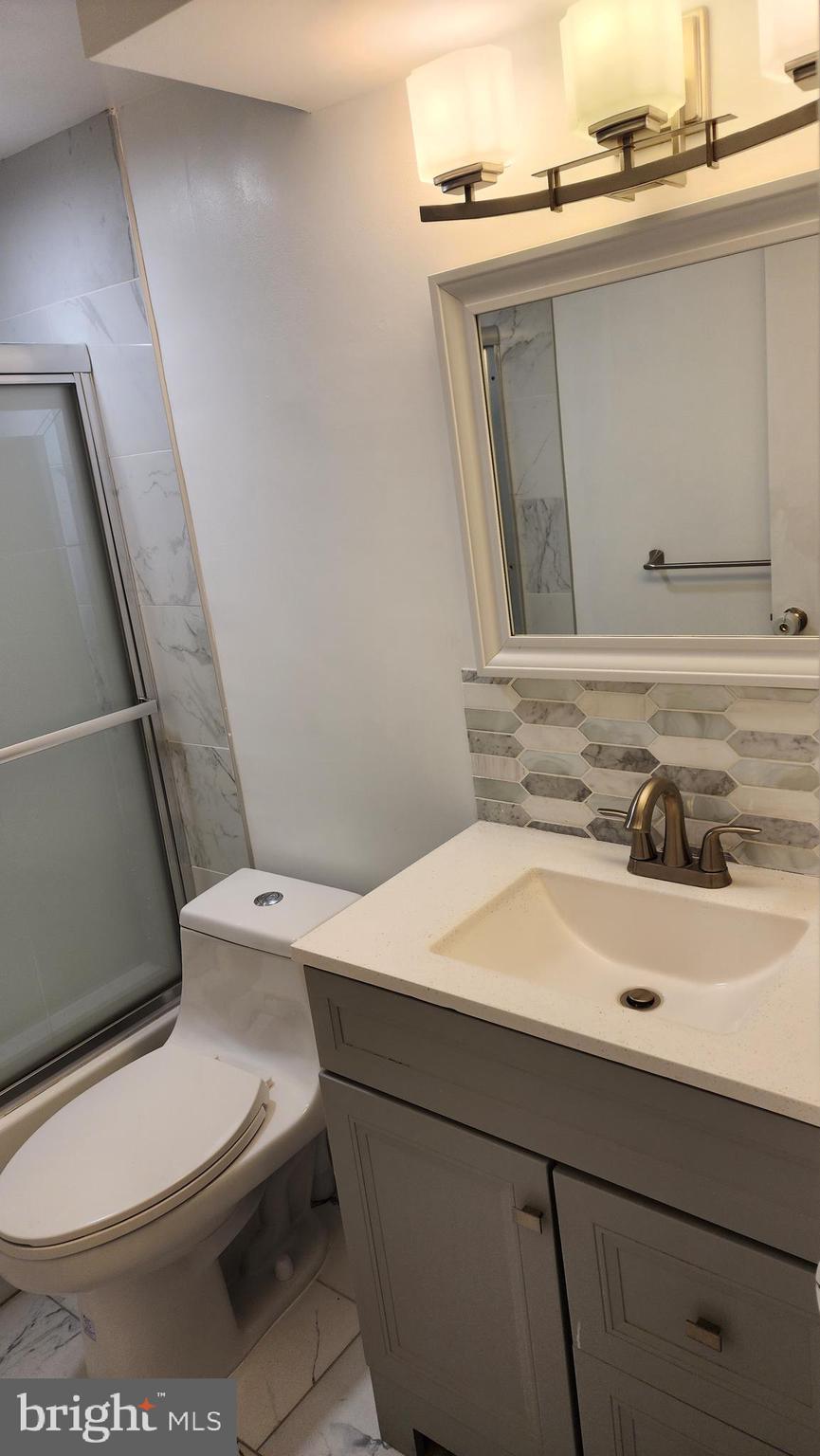 CAROLE HIGHLANDS - Residential Lease