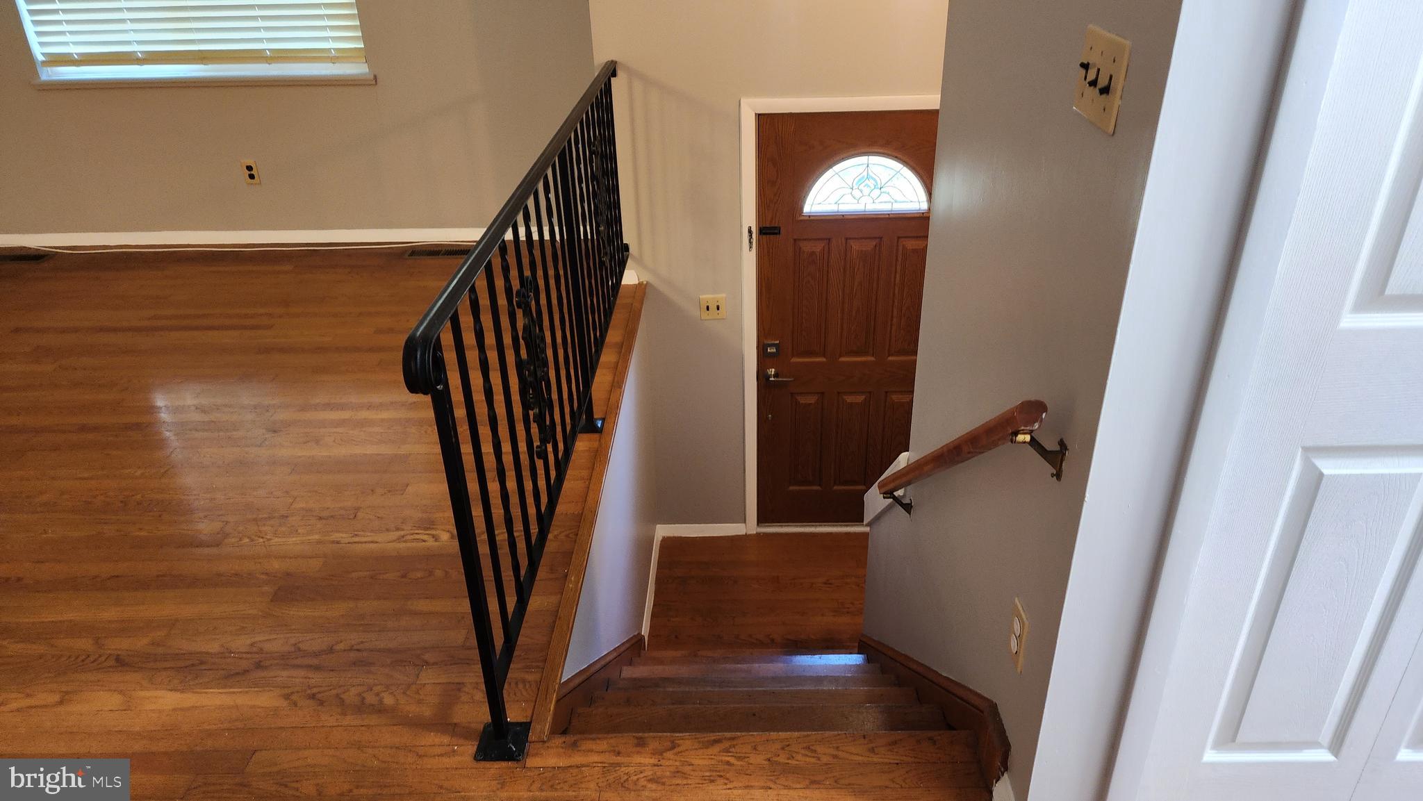 CAROLE HIGHLANDS - Residential Lease