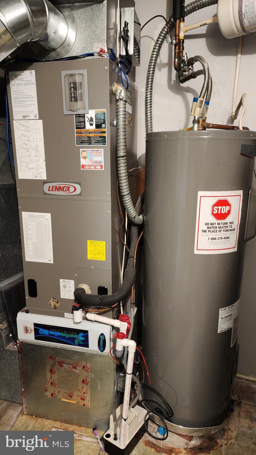 CAROLE HIGHLANDS - Residential Lease