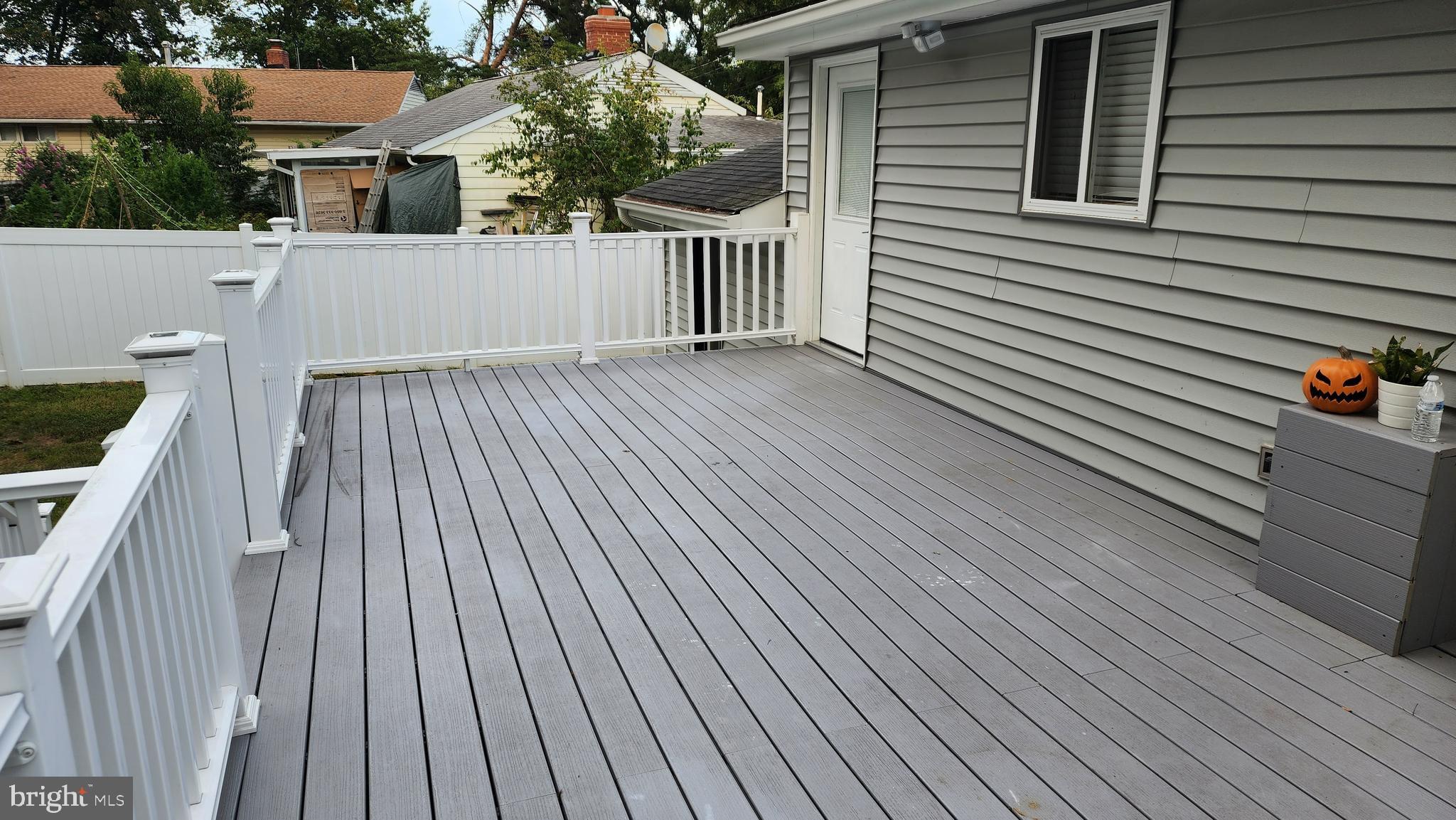 CAROLE HIGHLANDS - Residential Lease