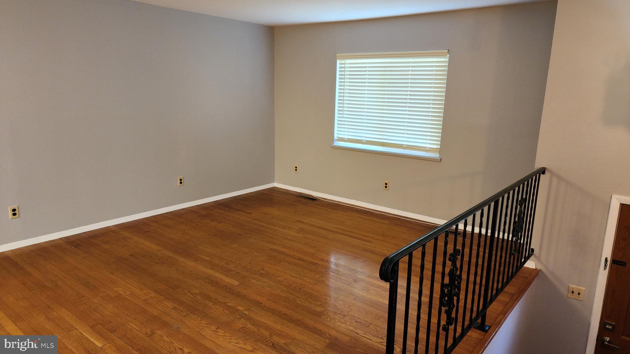 CAROLE HIGHLANDS - Residential Lease