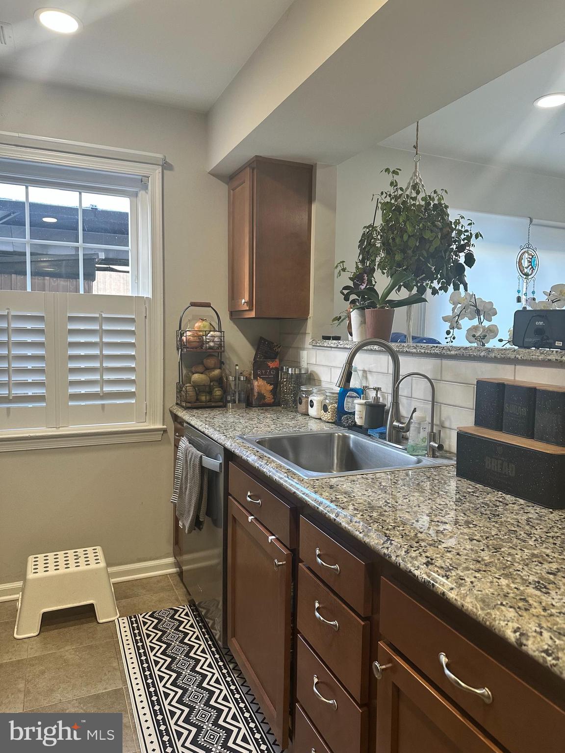 THE HIGHLANDS - Residential