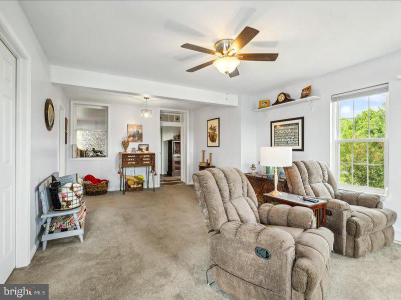 ROCKY RIDGE - Residential