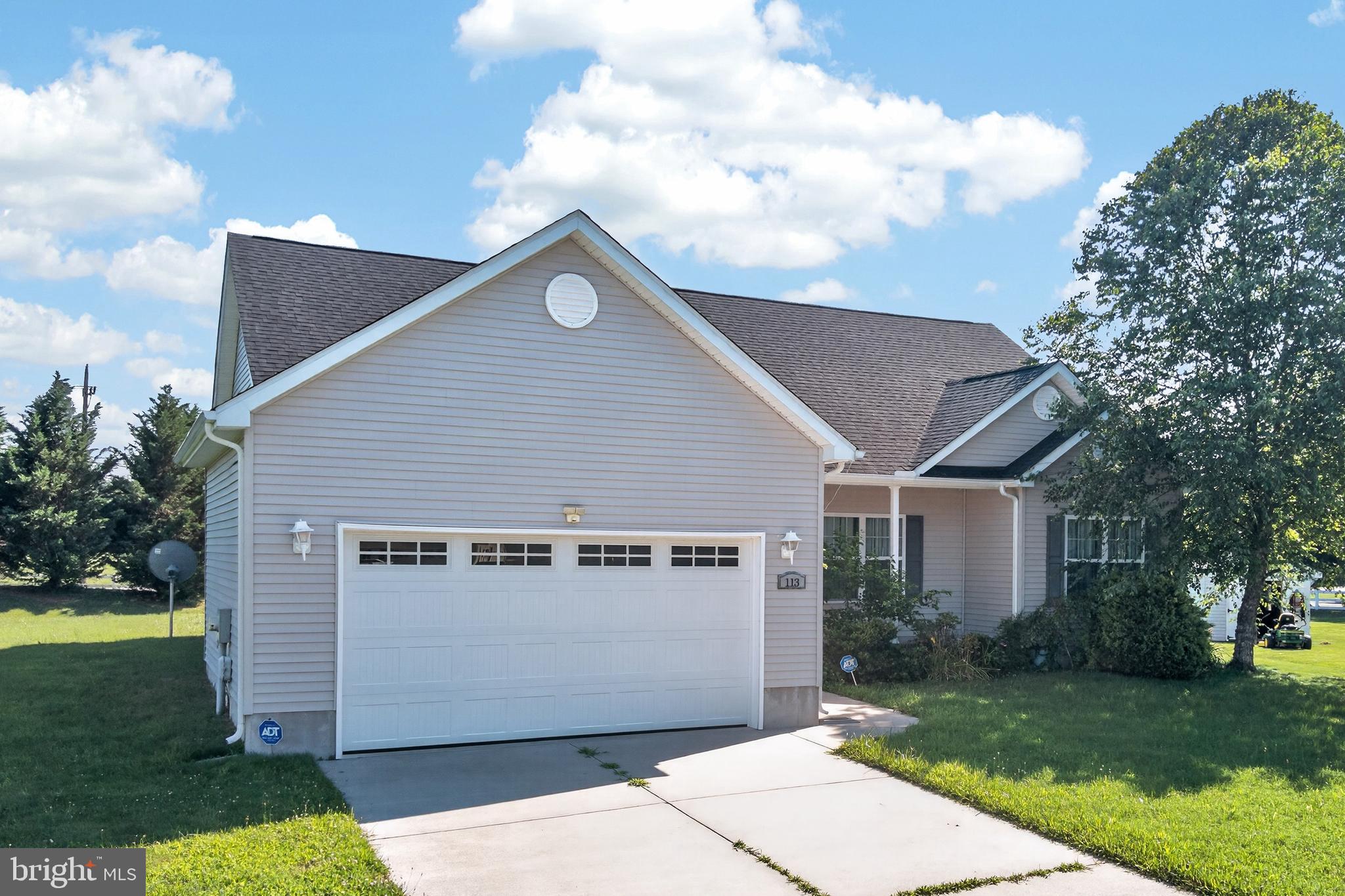 113 FOAL COURT