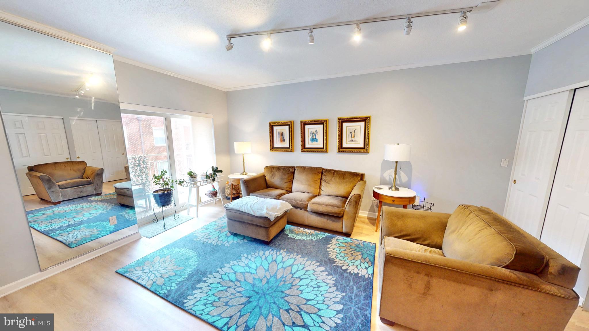 FELLS POINT HISTORIC DISTRICT - Residential