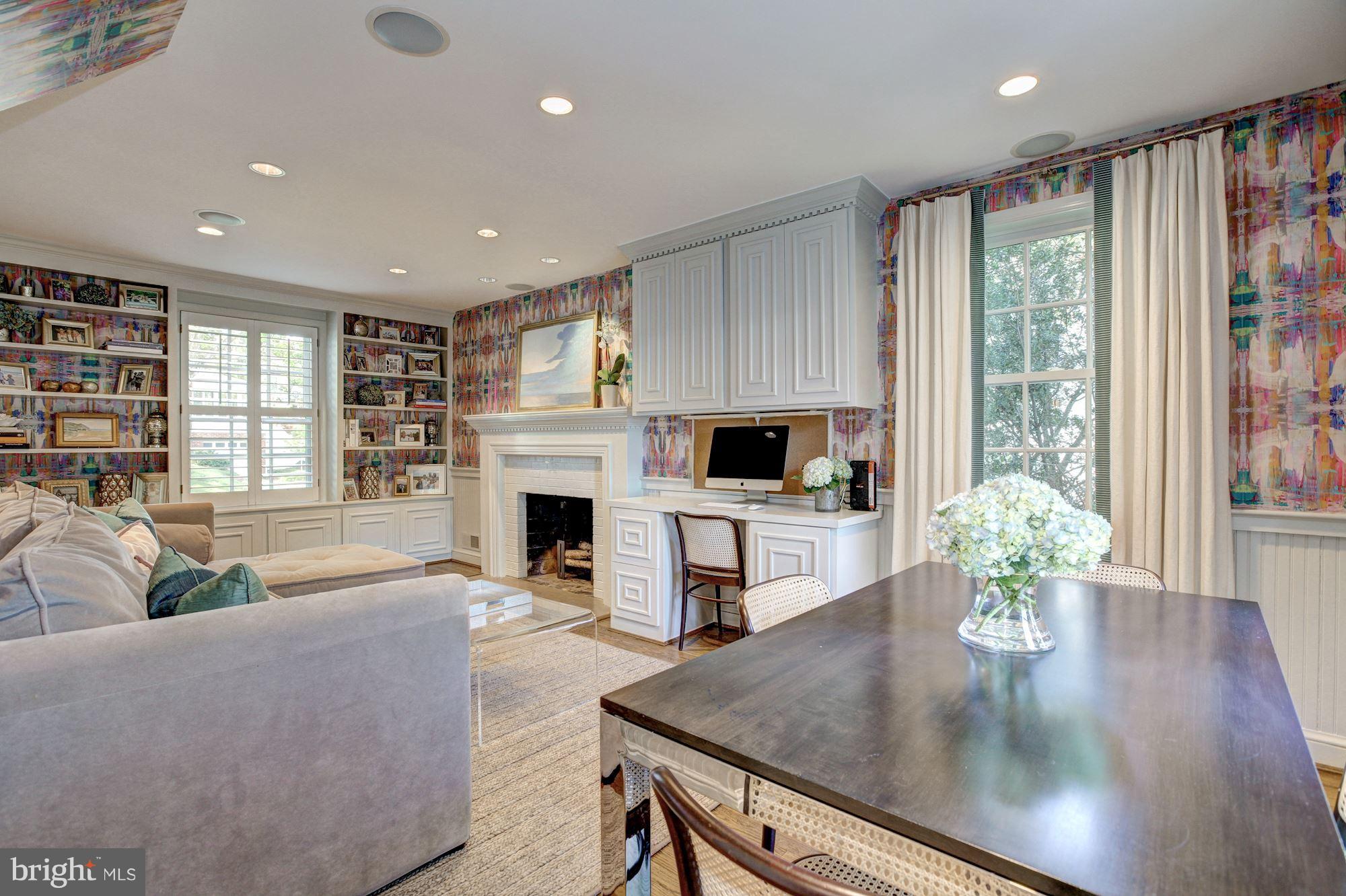 WESTMORELAND HILLS - Residential