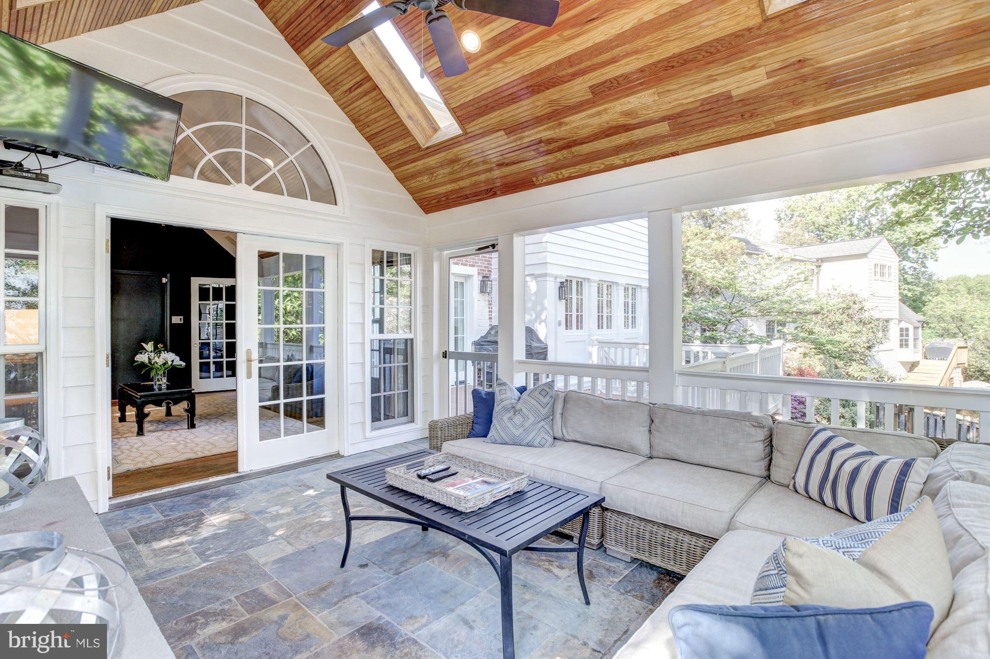 WESTMORELAND HILLS - Residential