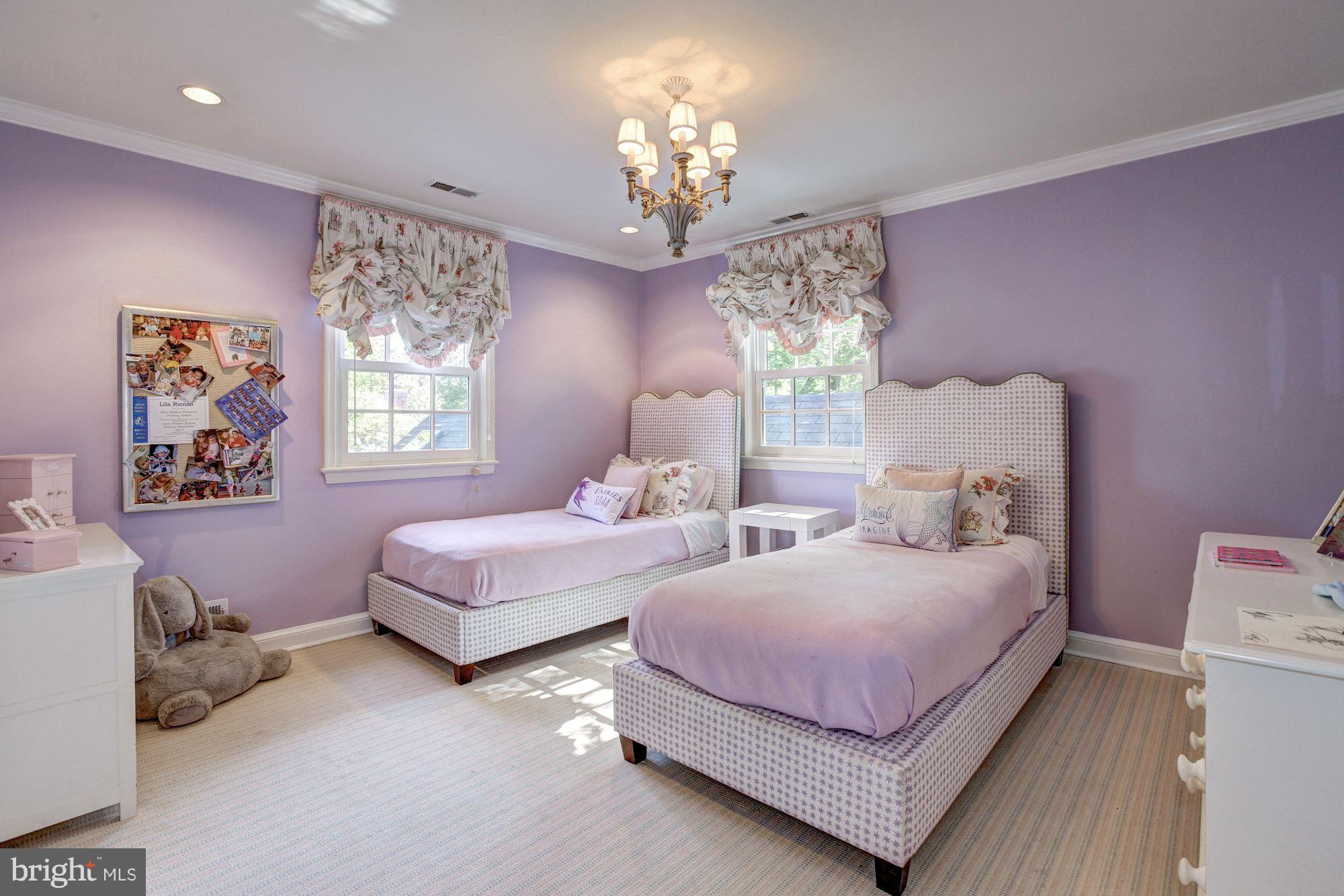 WESTMORELAND HILLS - Residential