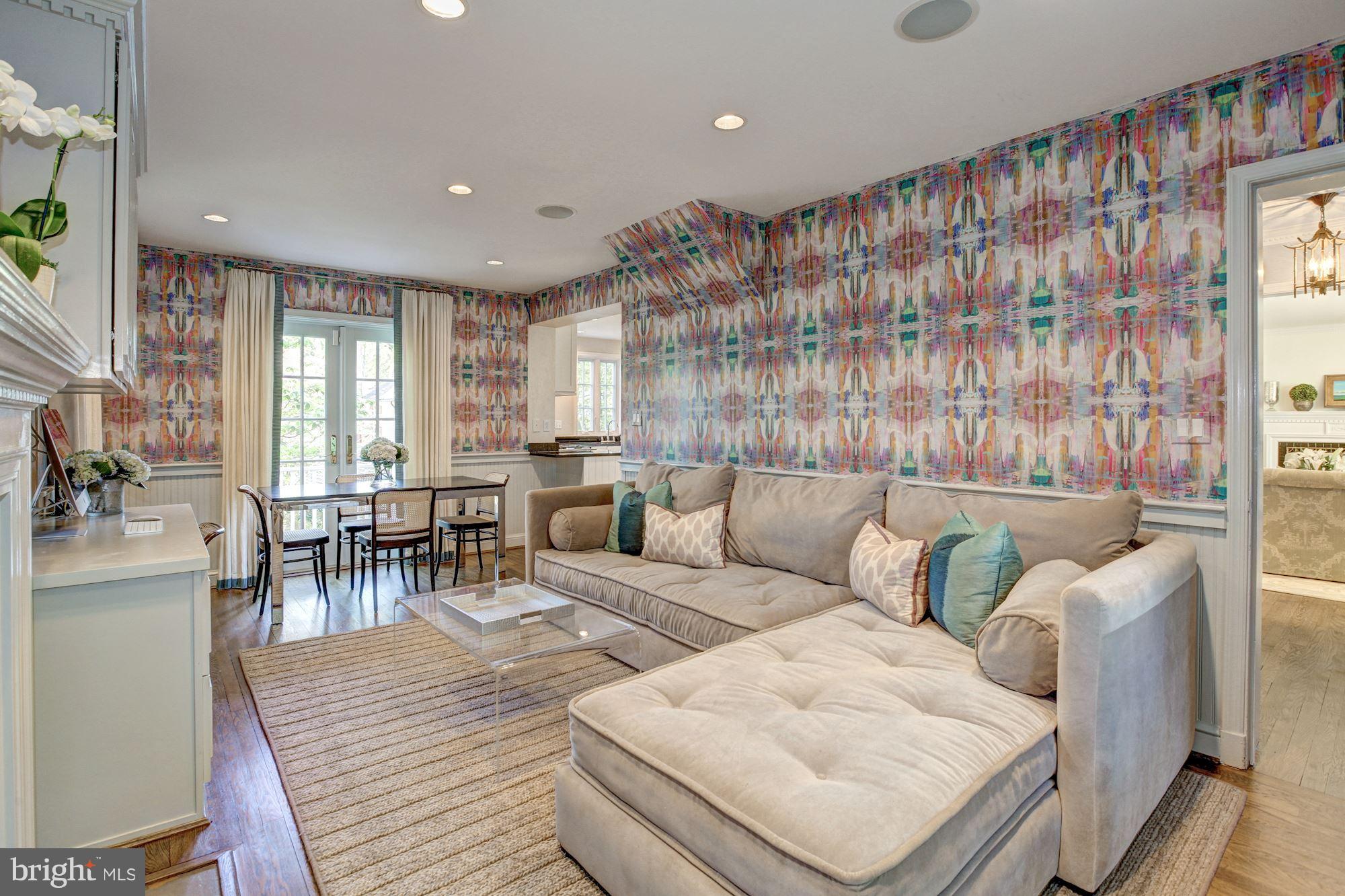 WESTMORELAND HILLS - Residential