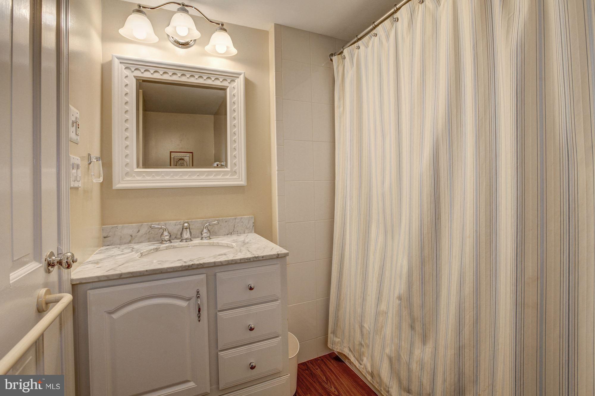 WESTMORELAND HILLS - Residential