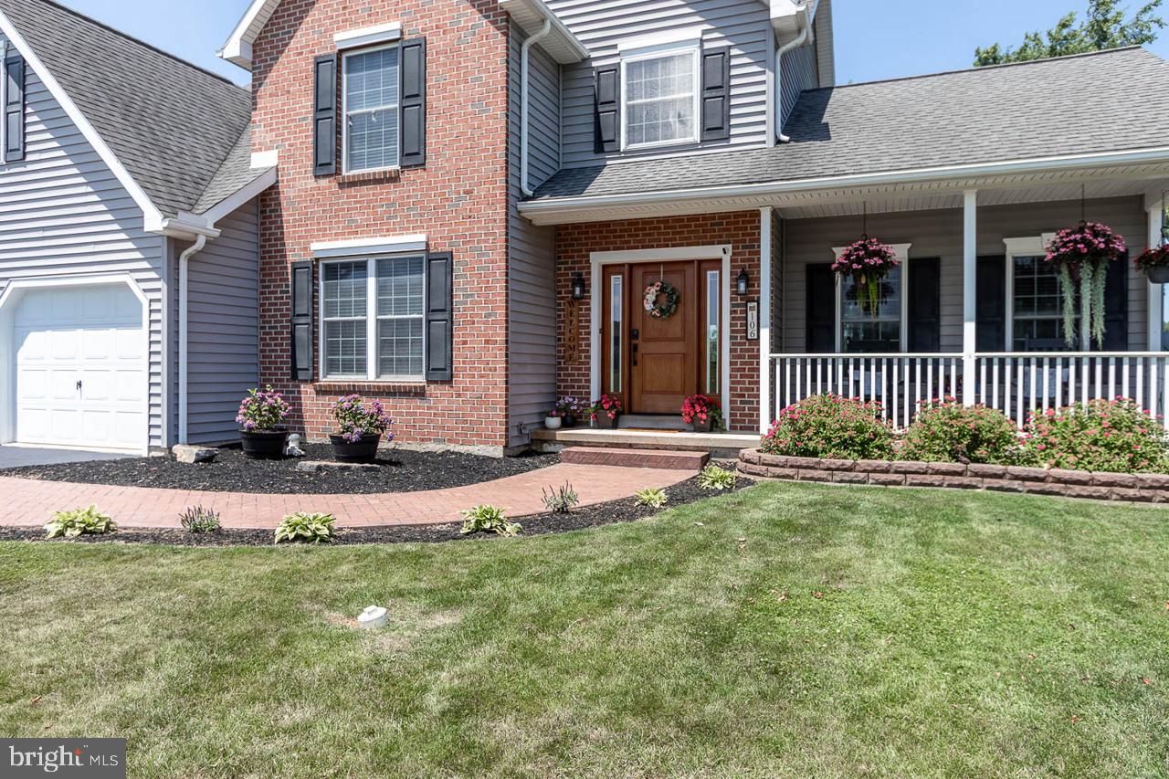 106 LANDON DRIVE