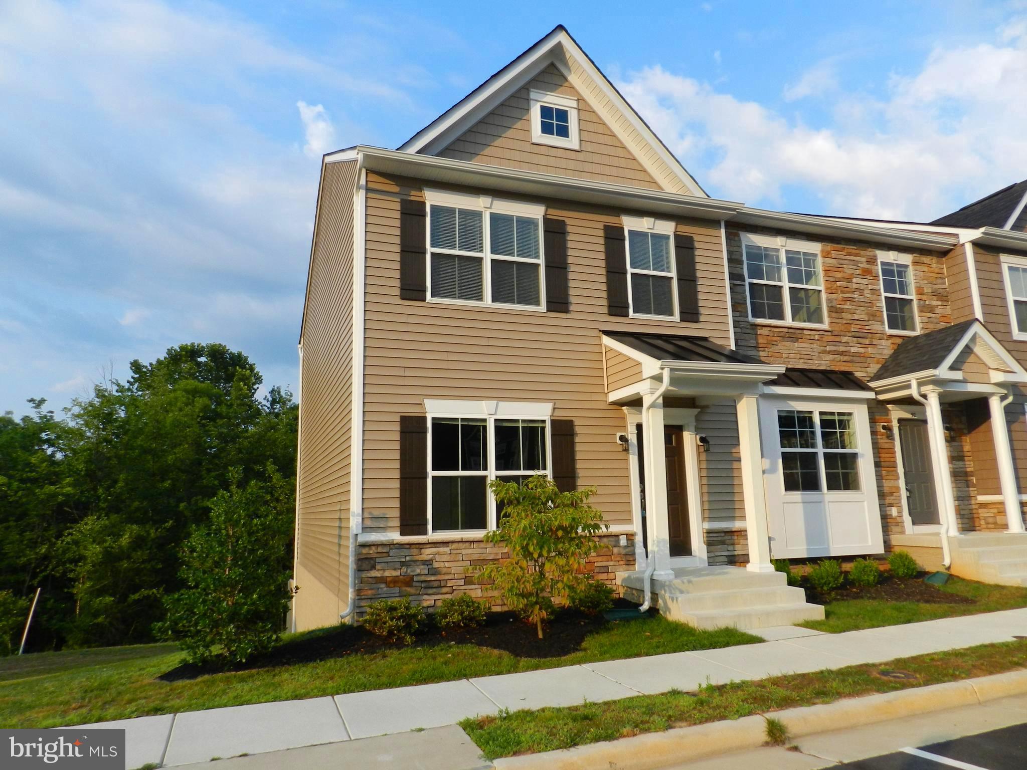 HEATHER HILLS - Residential Lease