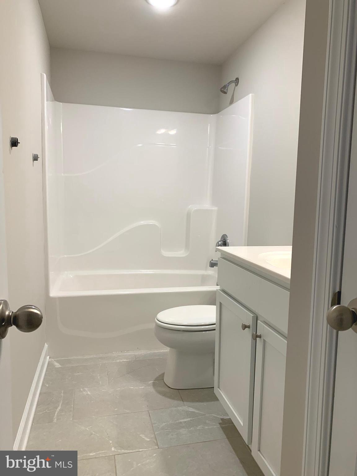 HEATHER HILLS - Residential Lease