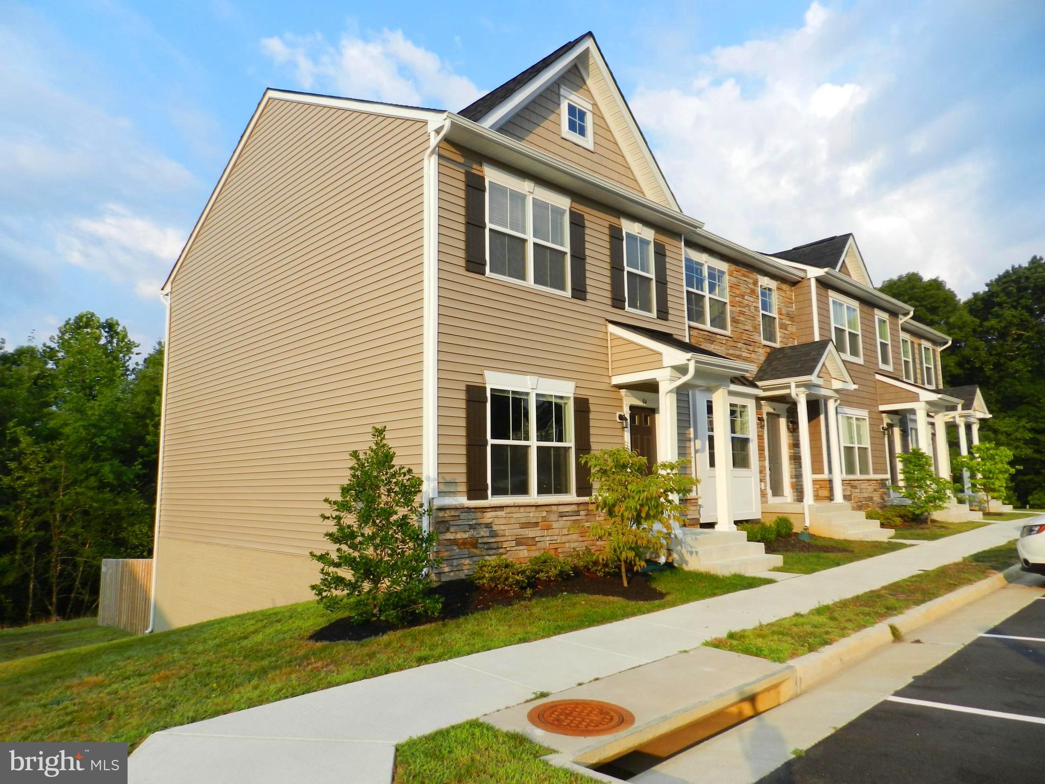 HEATHER HILLS - Residential Lease