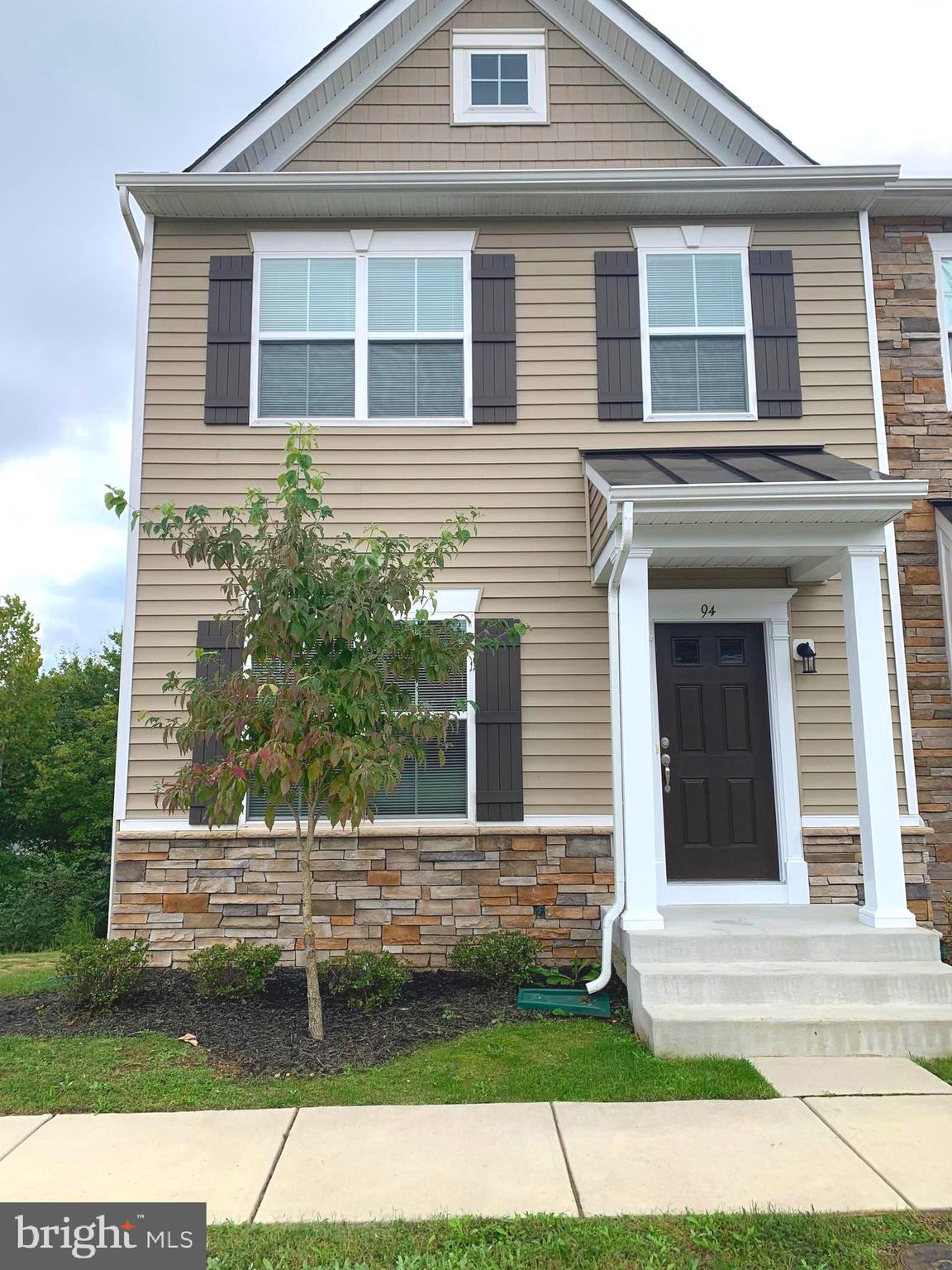 HEATHER HILLS - Residential Lease