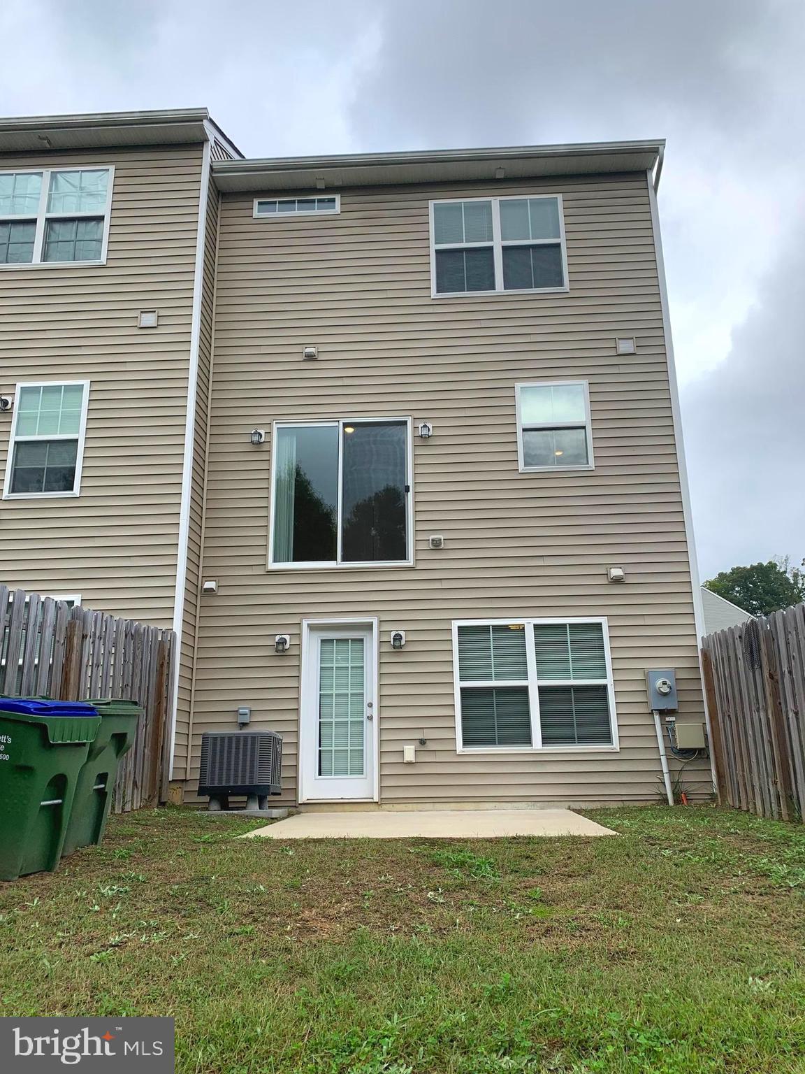 HEATHER HILLS - Residential Lease