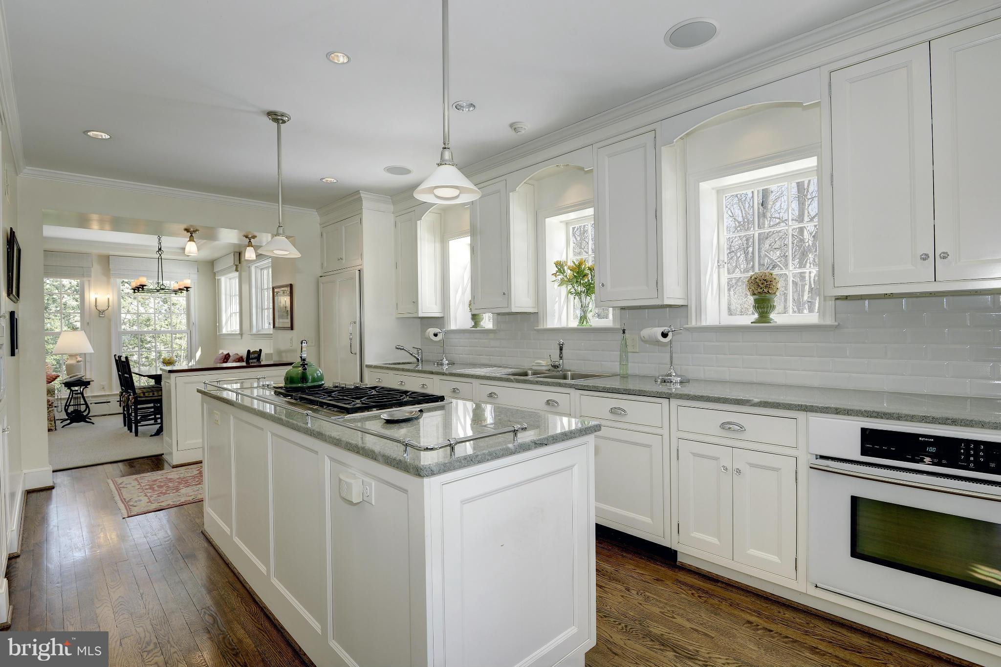 SPRING VALLEY - Residential