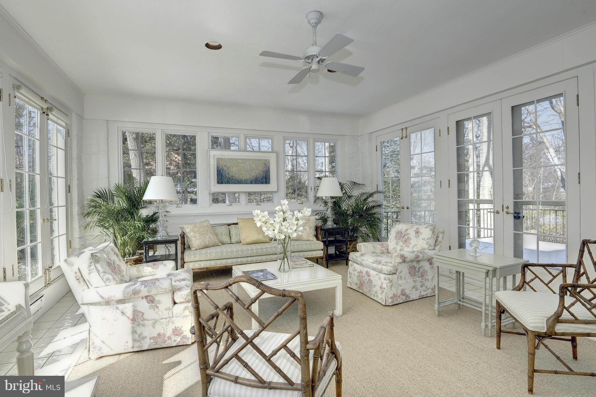 SPRING VALLEY - Residential