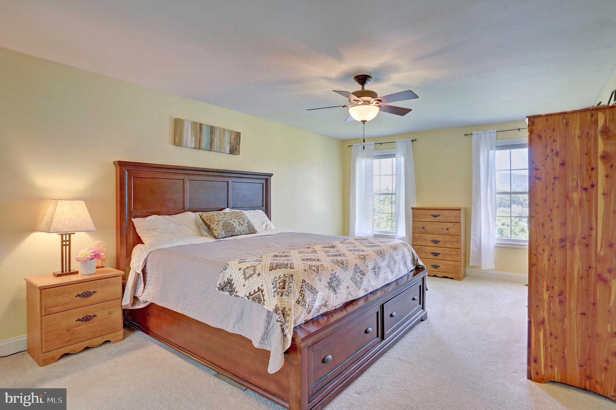 GOLFVIEW HEIGHTS - Residential