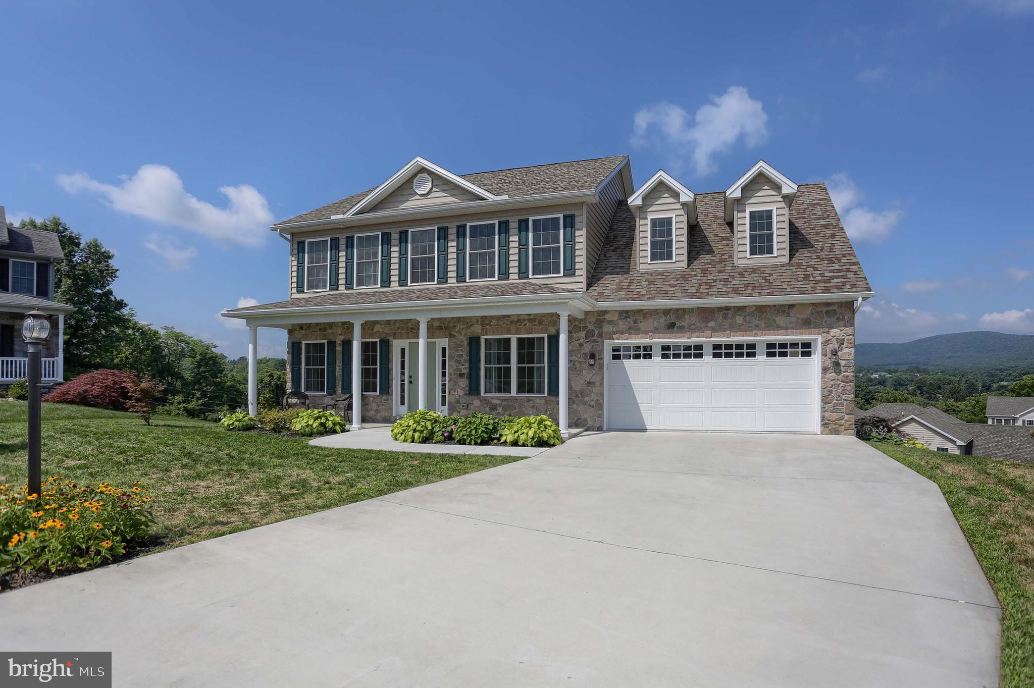 GOLFVIEW HEIGHTS - Residential