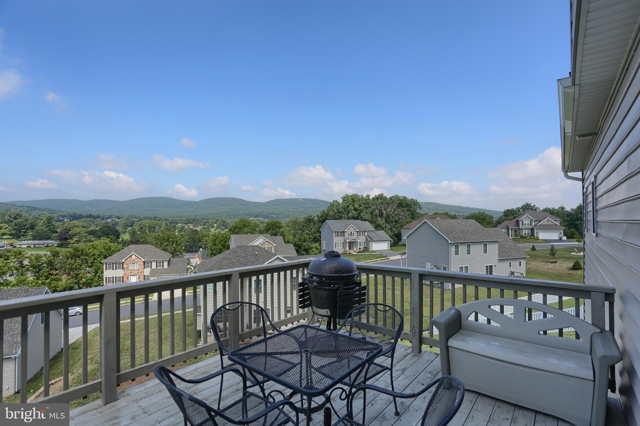 GOLFVIEW HEIGHTS - Residential