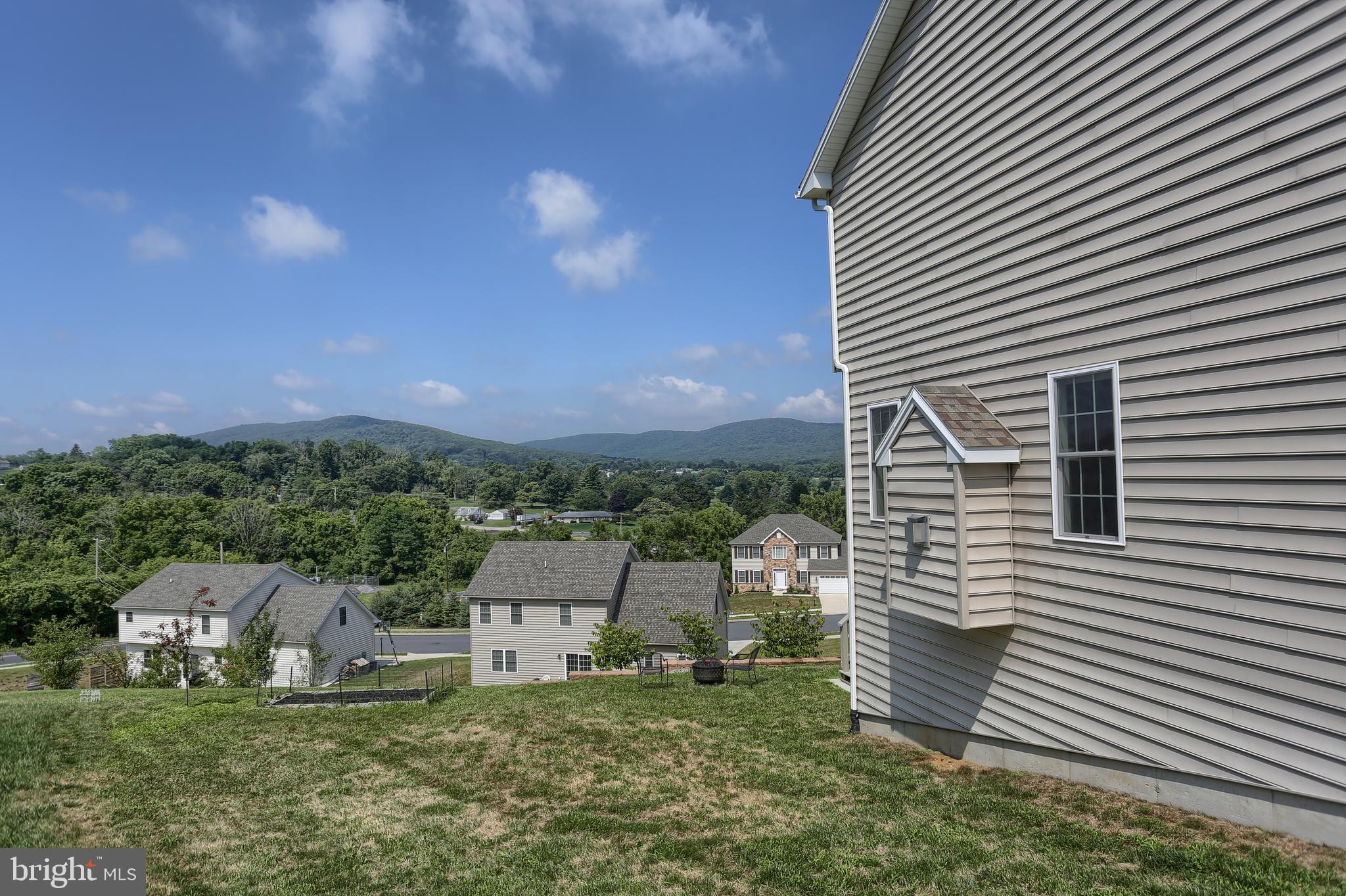 GOLFVIEW HEIGHTS - Residential