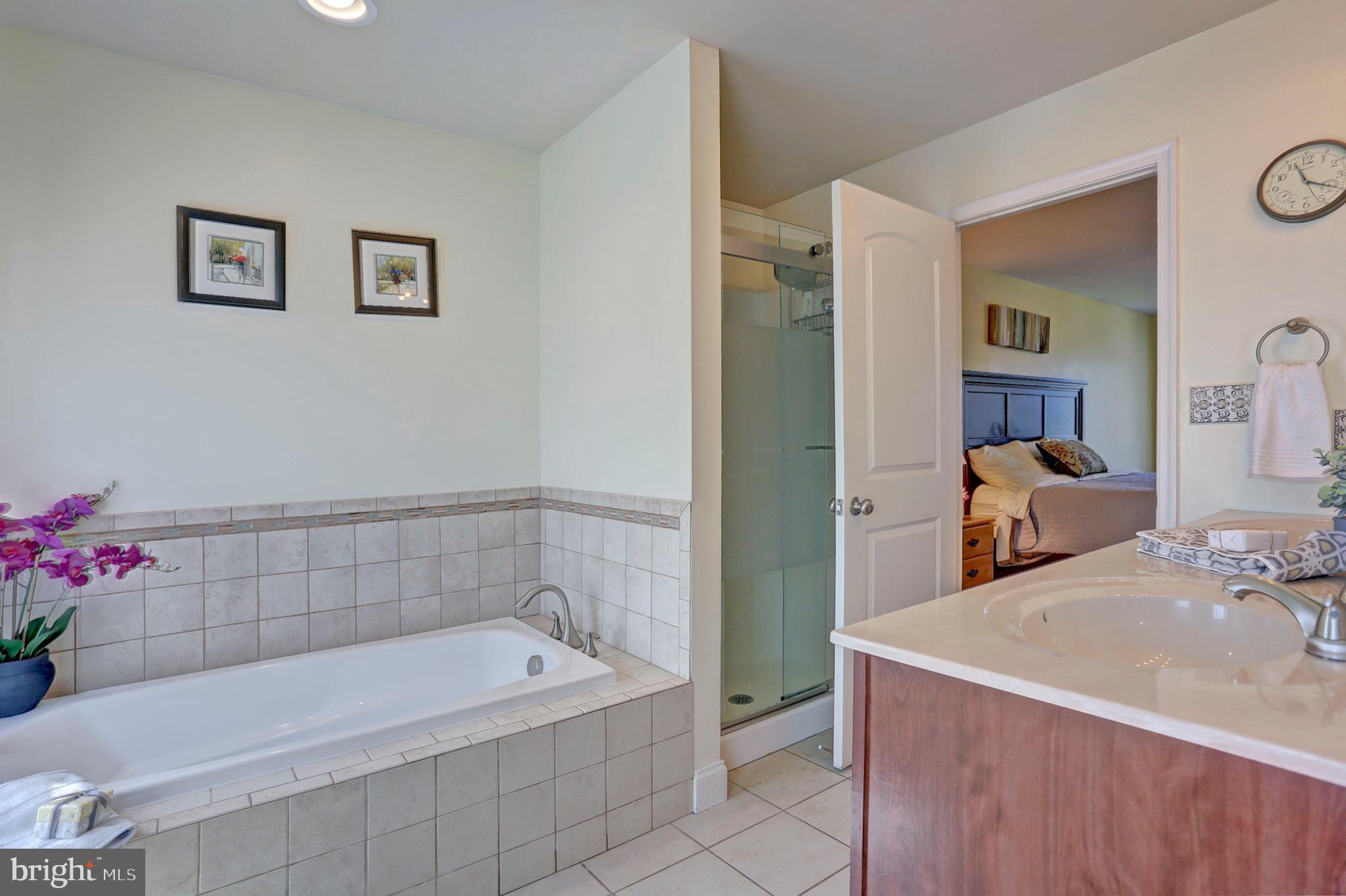 GOLFVIEW HEIGHTS - Residential