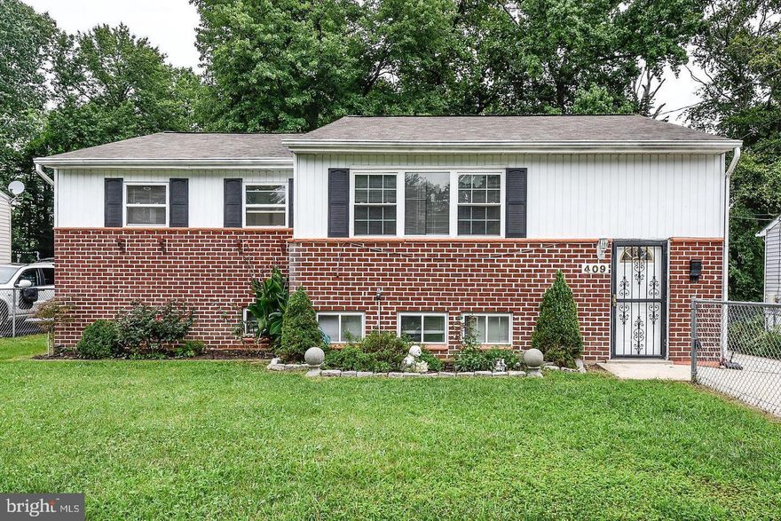 This spacious 2-level split foyer home offers endless potential and is ready for a new family to make memories. With 5 generously sized bedrooms and 2 full bathrooms, this home provides ample space for your family to grow. The lower level features 2 bedrooms, 1 full bathroom, and a kitchenette, creating a perfect opportunity for a separate living space or rental unit. Upstairs, you'll find 3 bedrooms, 1 full bathroom, and a full kitchen, ideal for family living. Enjoy outdoor living with a large fenced yard and deck, perfect for entertaining or relaxing. The home will need some TLC and fresh updating, but it presents a fantastic opportunity to personalize and make it your own. While the property is being sold as-is, it offers excellent potential to create your dream home and explore its rental possibilities. Don’t miss out on this great chance—bring your ideas!