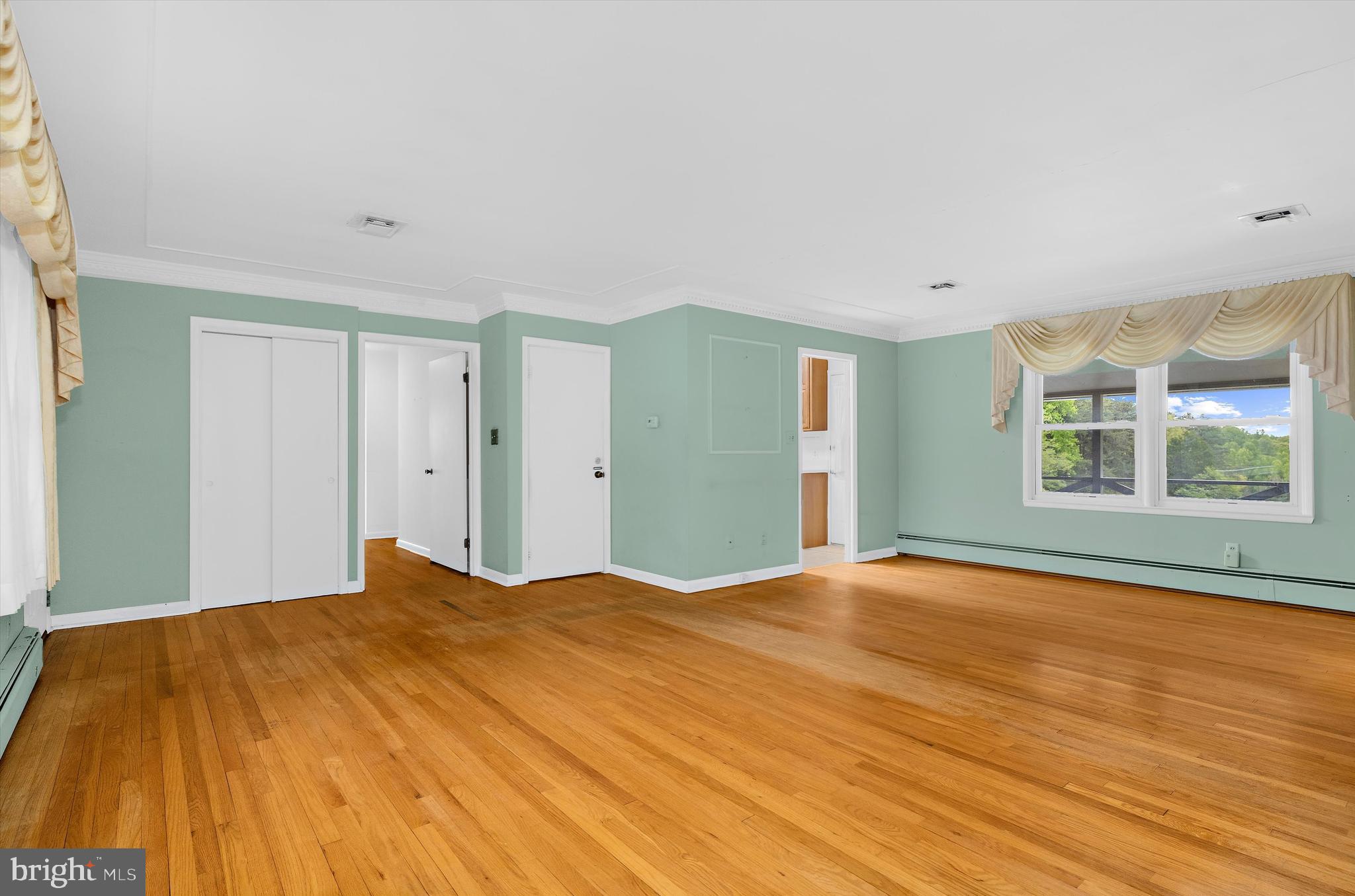 AURORA HILLS - Residential