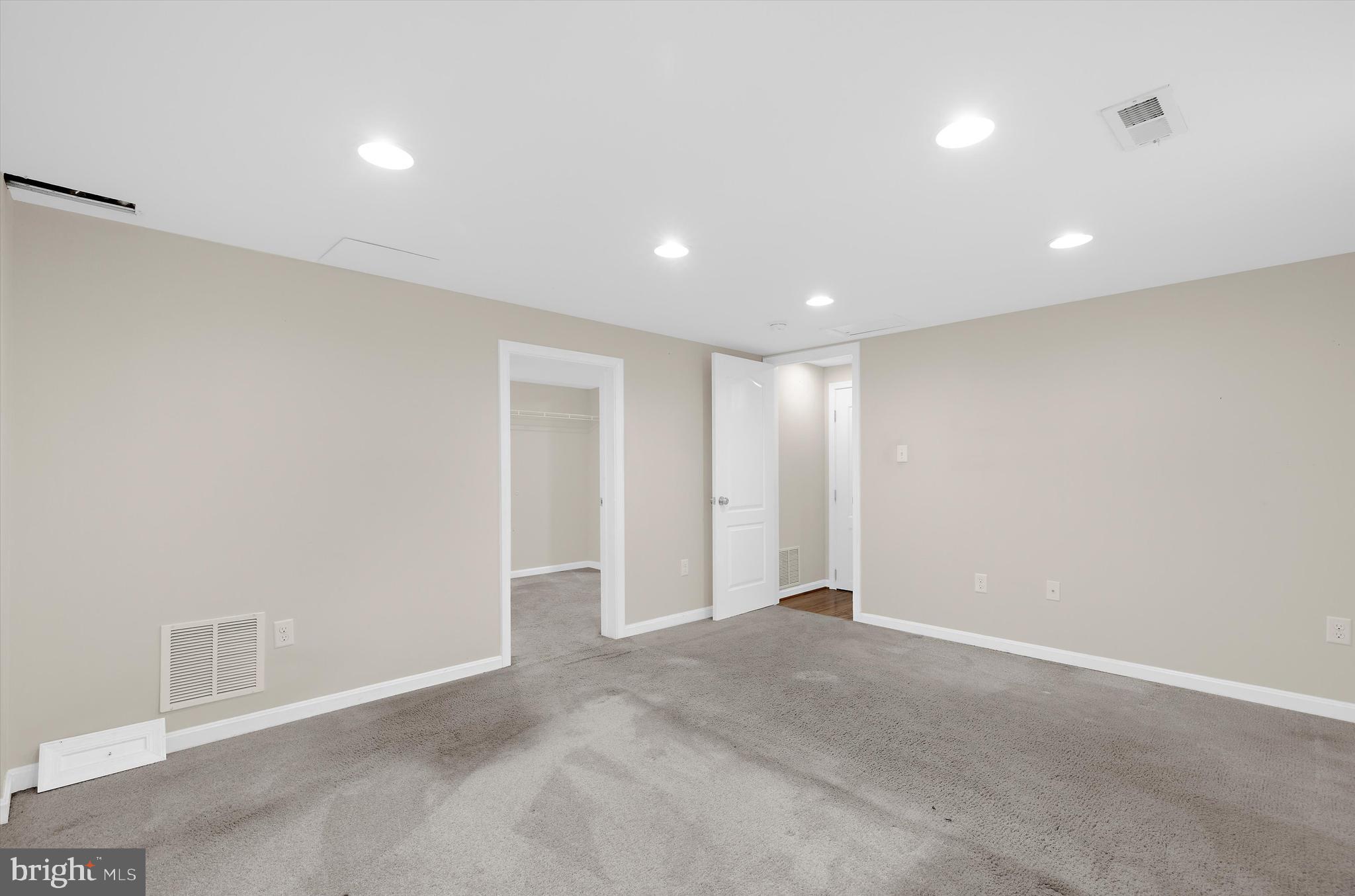 AURORA HILLS - Residential