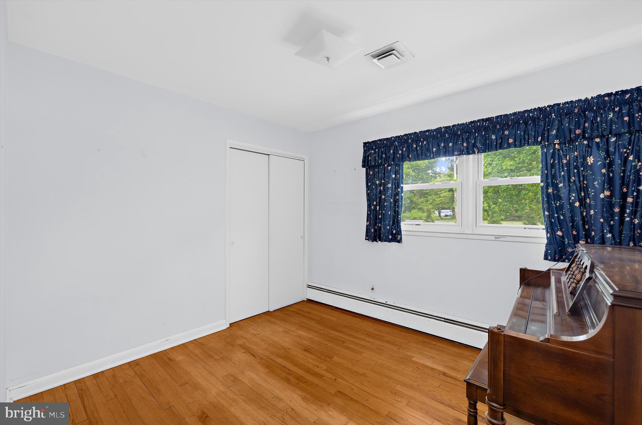 AURORA HILLS - Residential