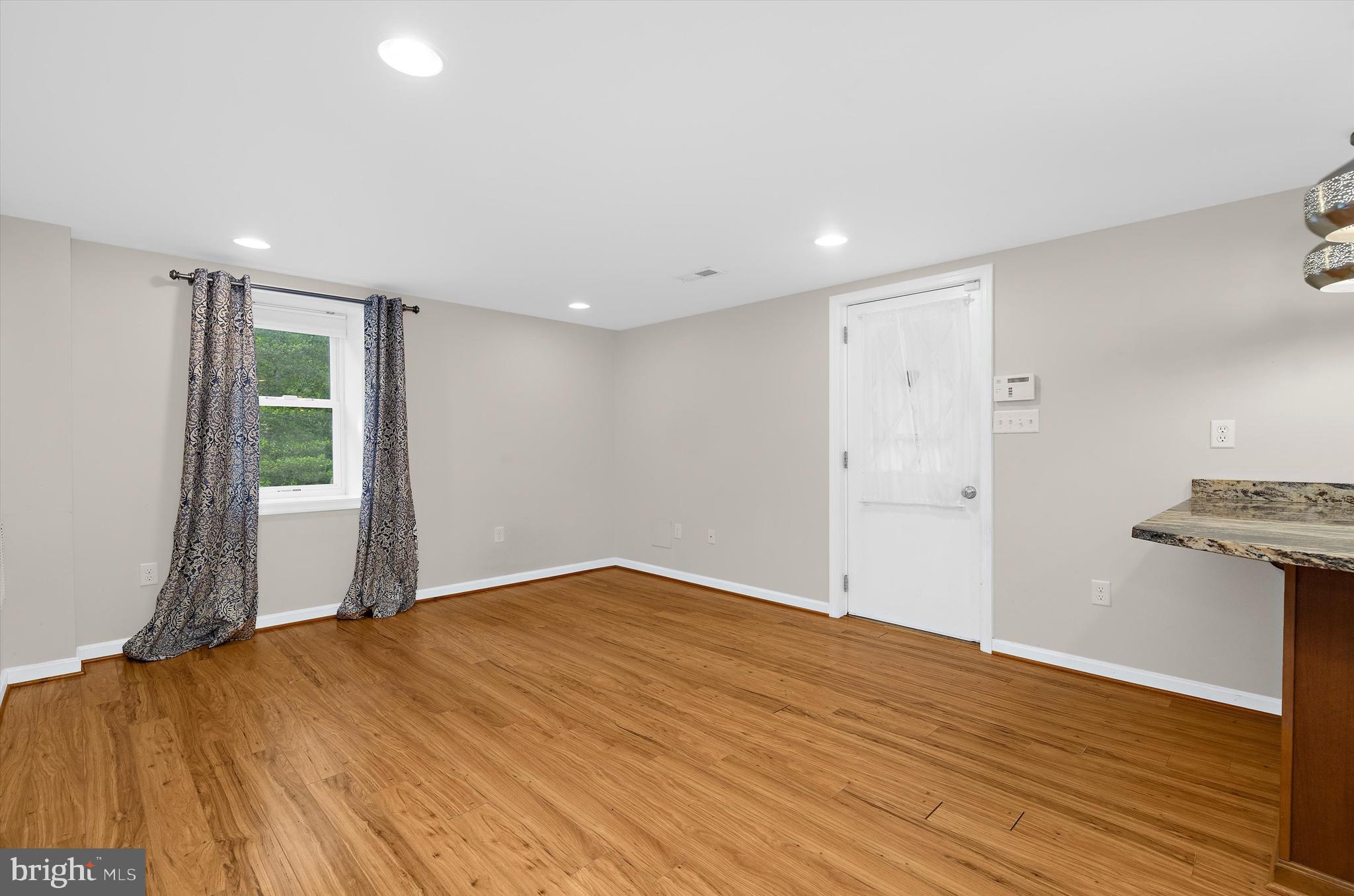 AURORA HILLS - Residential