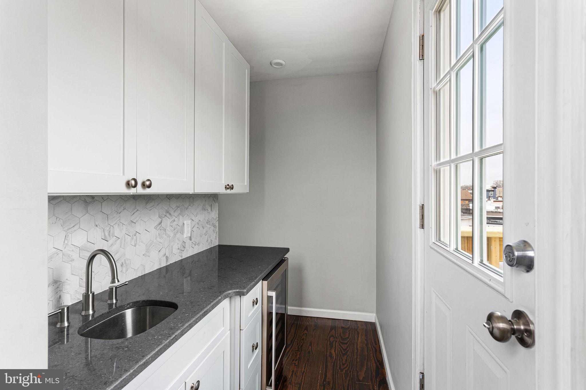 FAIRMOUNT - Residential