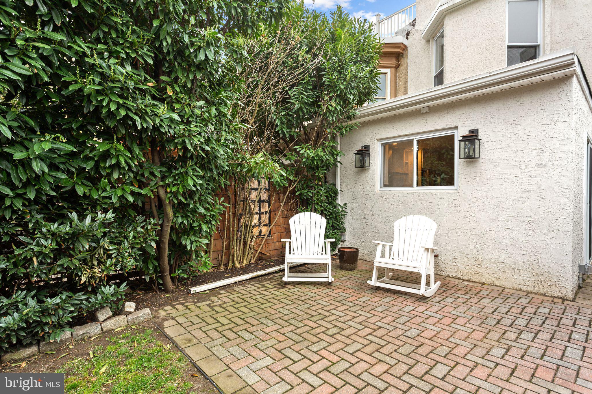 FAIRMOUNT - Residential