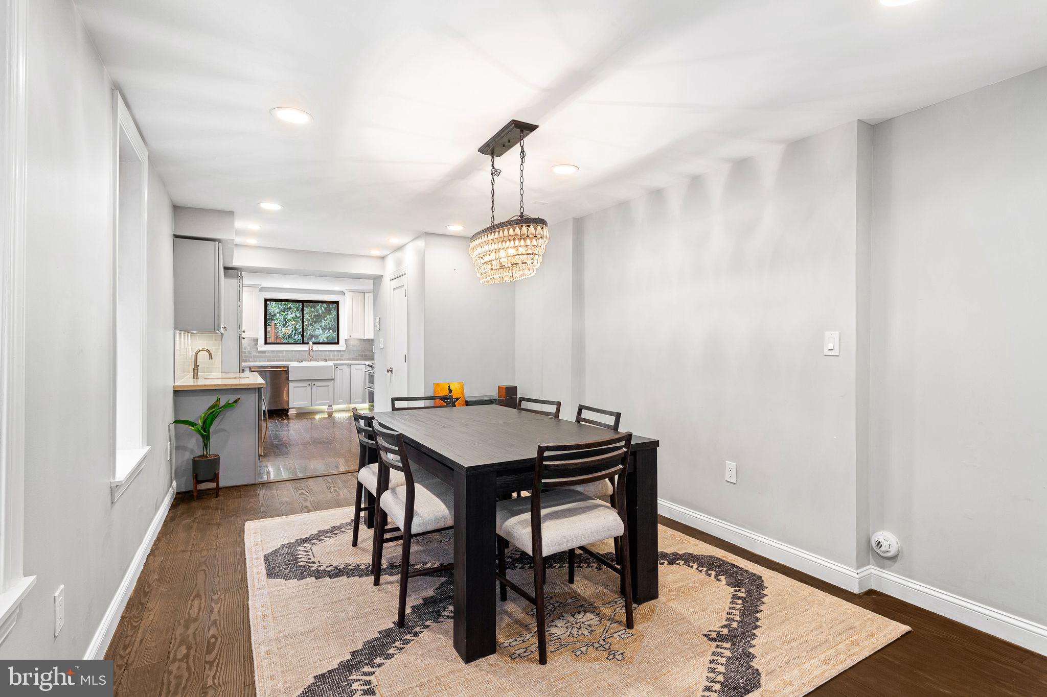 FAIRMOUNT - Residential