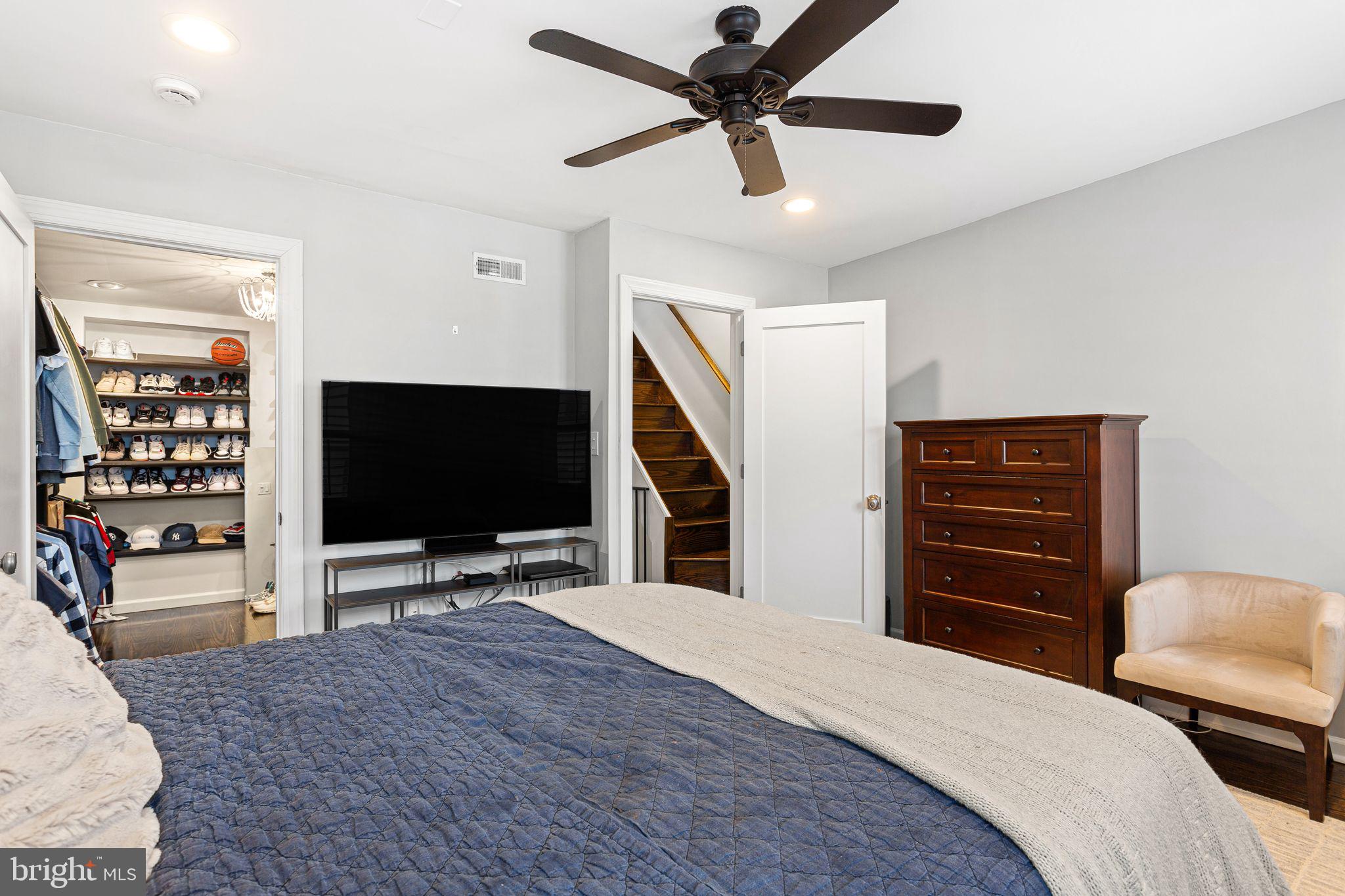 FAIRMOUNT - Residential