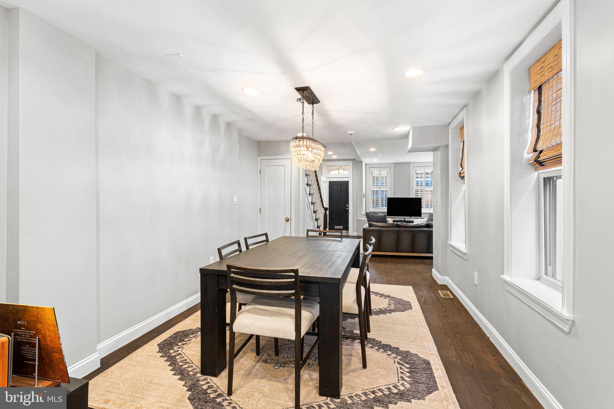 FAIRMOUNT - Residential