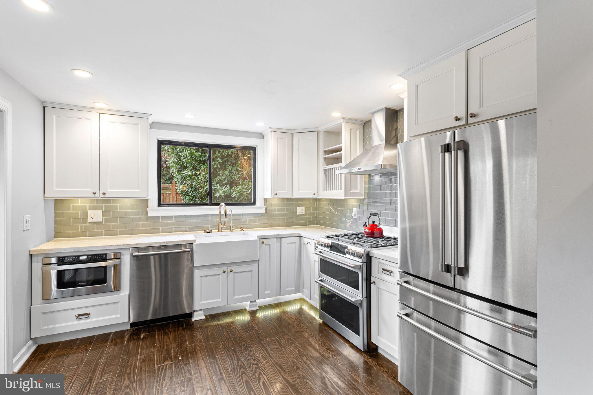 FAIRMOUNT - Residential