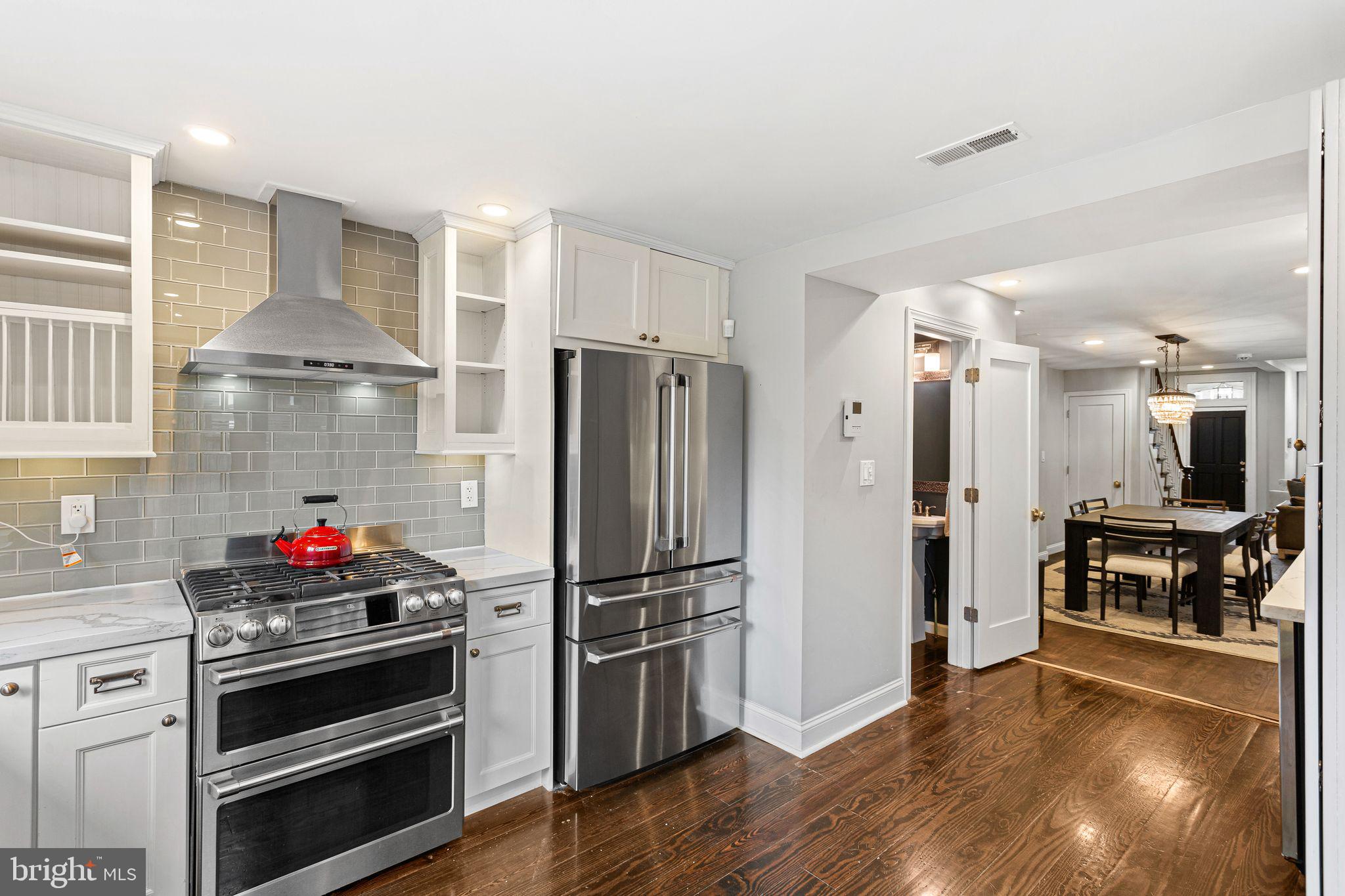 FAIRMOUNT - Residential