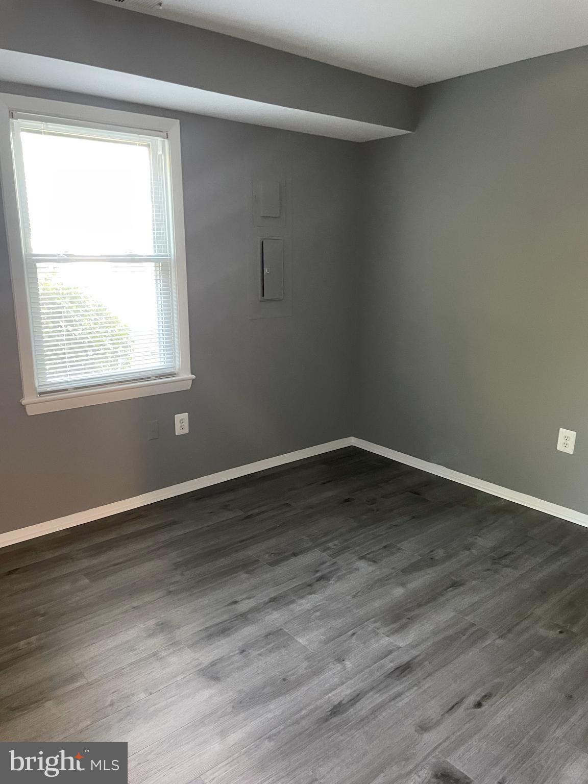 LAKE RIDGE - Residential Lease