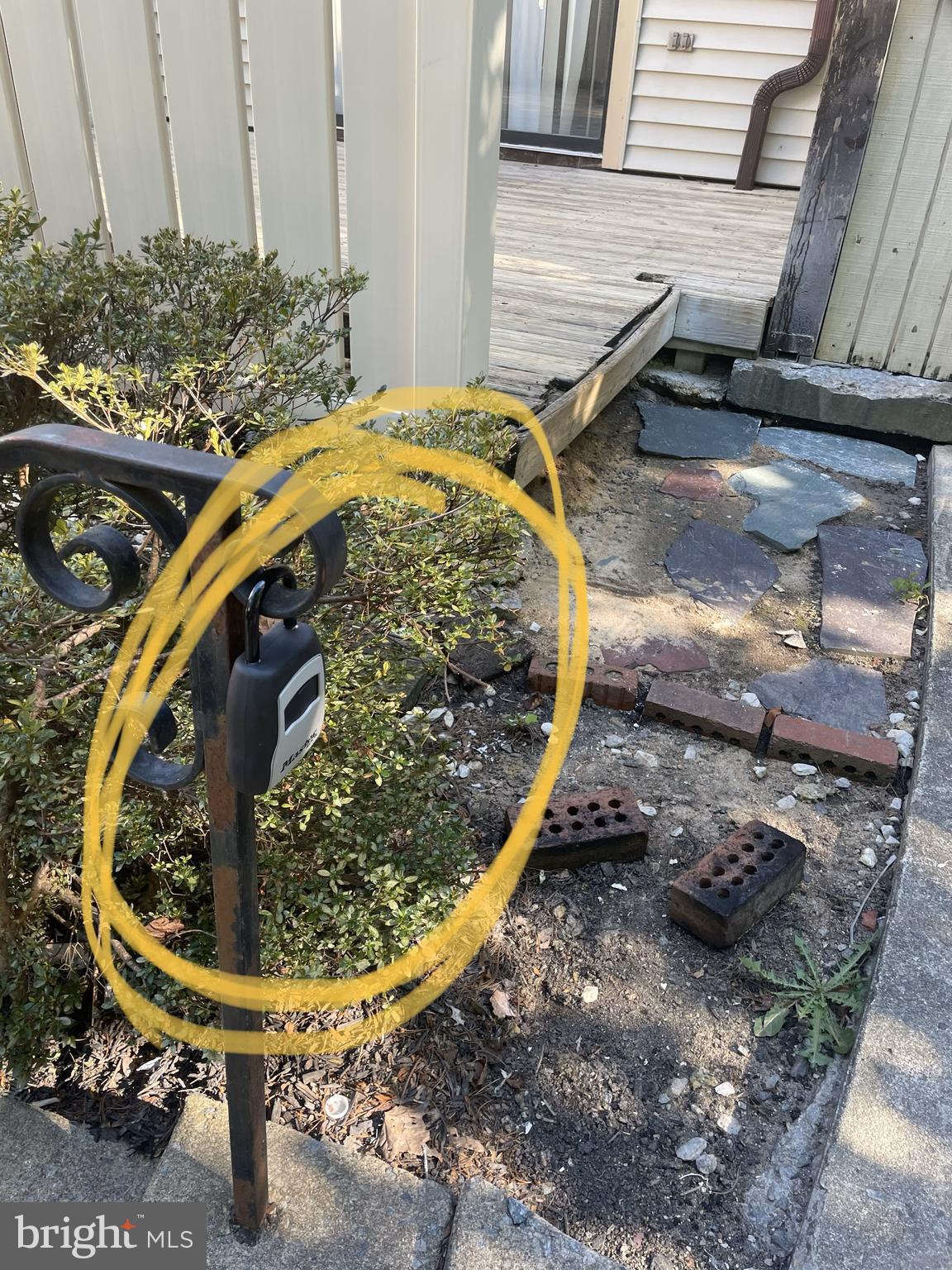 LAKE RIDGE - Residential Lease