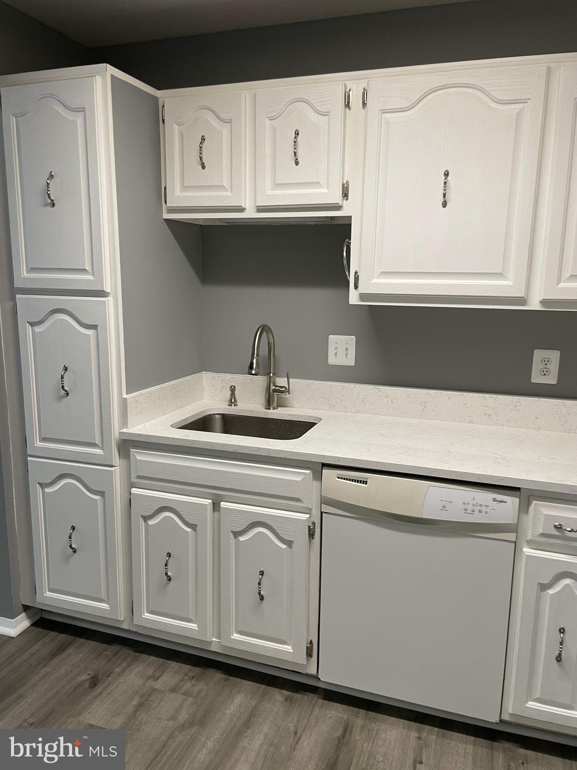 LAKE RIDGE - Residential Lease